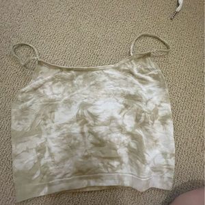 tank top size small